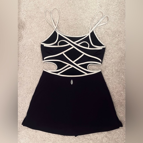 Free People / FP Movement One More Serve Dress - Black - Size Medium - Picture 8 of 11